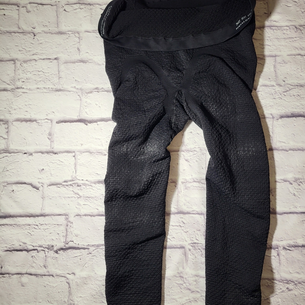 Bioflect Black Compression Micromassaging Texture… - image 1